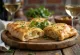 Calzone de natas e alho-francês dourado e estaladiço