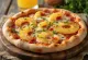 Pizza Havaiana sem fiambre com ananás servida