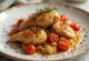 Cacciatore com vinho branco, coxas de frango com molho de tomate rico