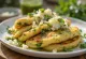 Panqueca de frango com pesto acabada de fazer